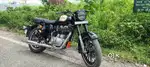 Excellent condition classic 350 with parado original alloy wheels