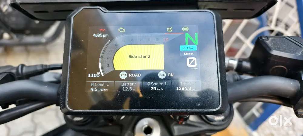 Brand New 2025(Mar) Duke 390 with only 1294 kms done! Price 3.6 lakhs