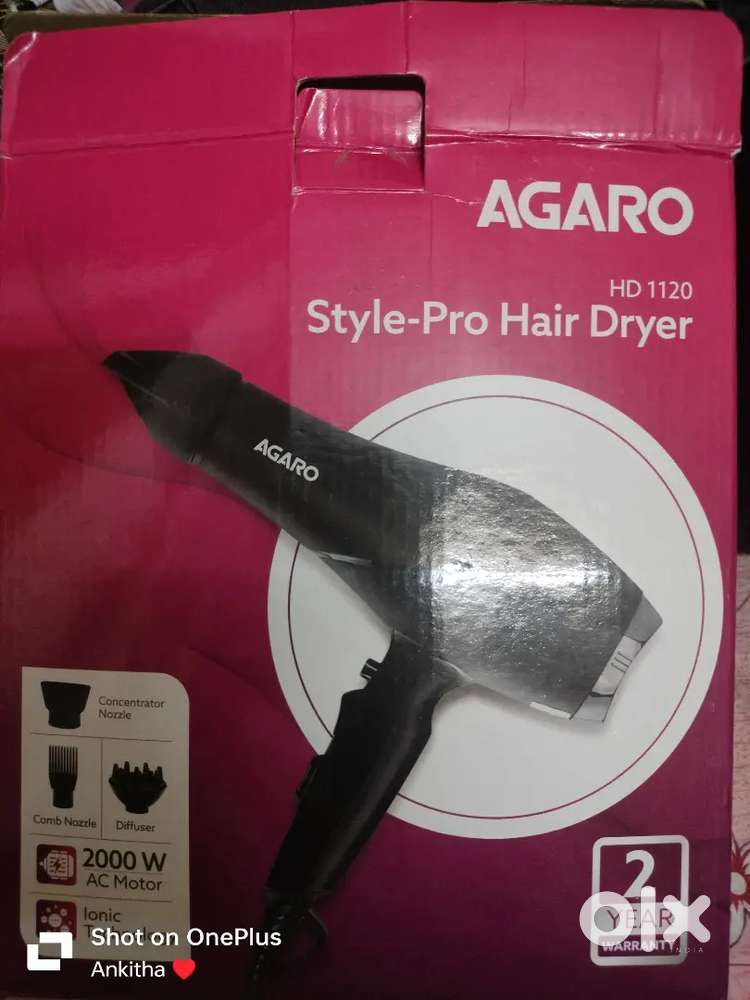 I'm selling an Agaro styling hair dryer