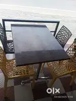 Table with 4chair