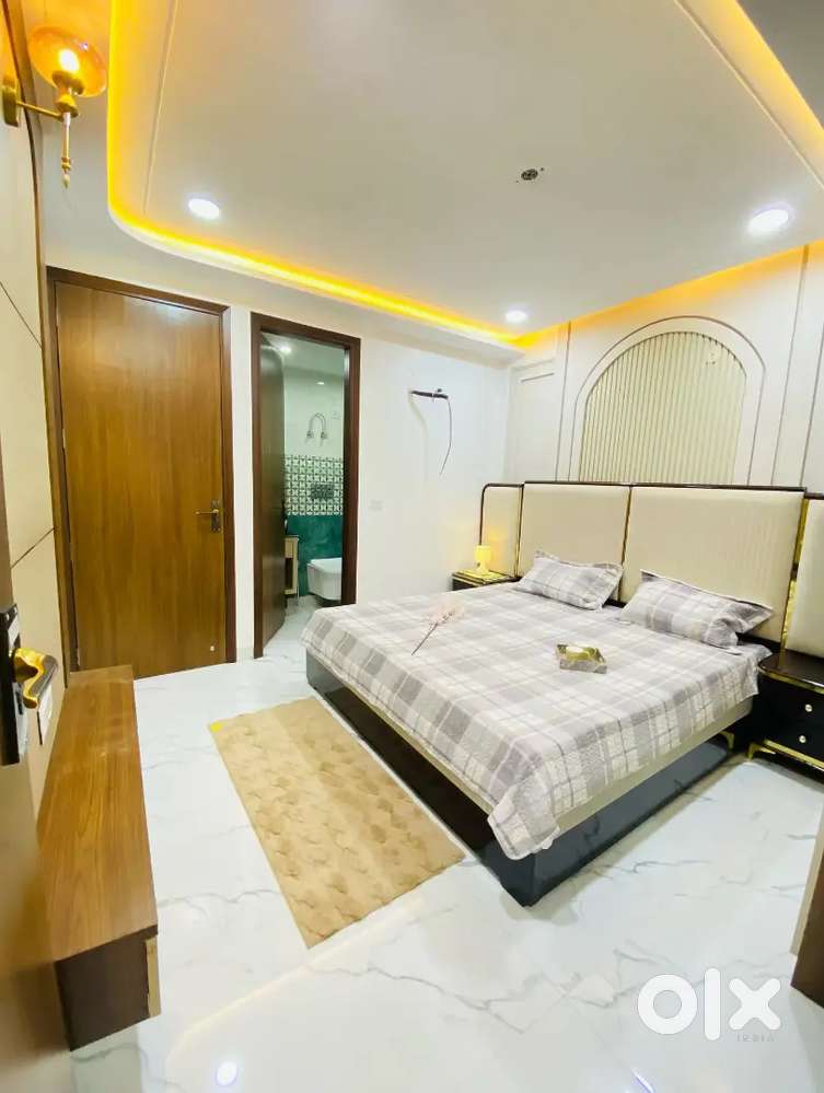 3BHK for sale 1500 sq.ft ready to move with personal car parking.