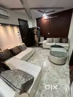 Newly Built Independent Builder Floor in Ganesh Nagar, Main Road