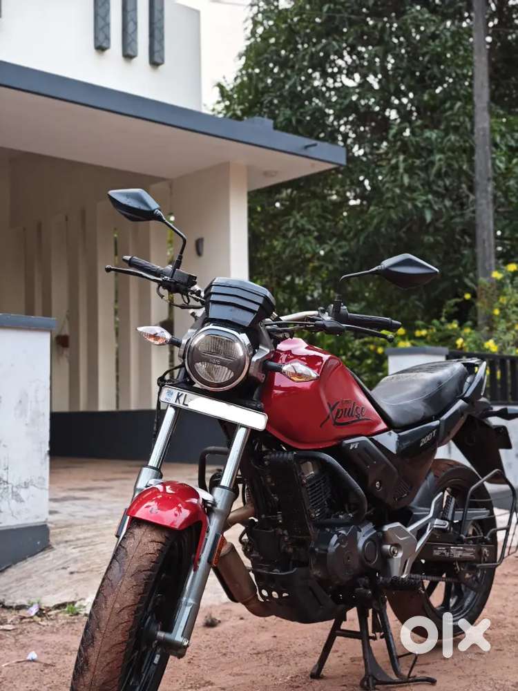 Xpulse 200t low km well maintained
