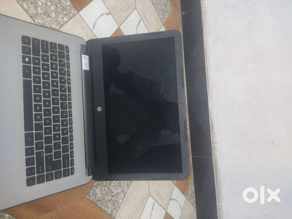 Company-hp, i3processer, full condition, laptop+charger,