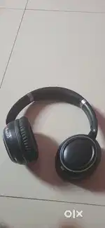 boAt

(Black Sabre, On the Ear)