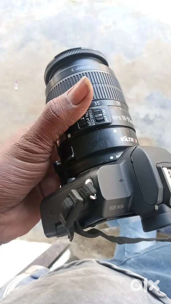 Canon  EOS m50