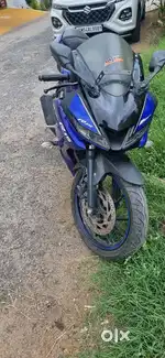 Yamaha R15 V3 BS4