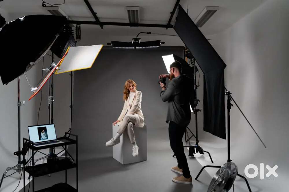 Fresher Female /Designer/