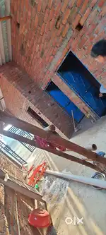 Industrial area me 62 gaj plot 2 room ek bathroom ek toilet alag alag