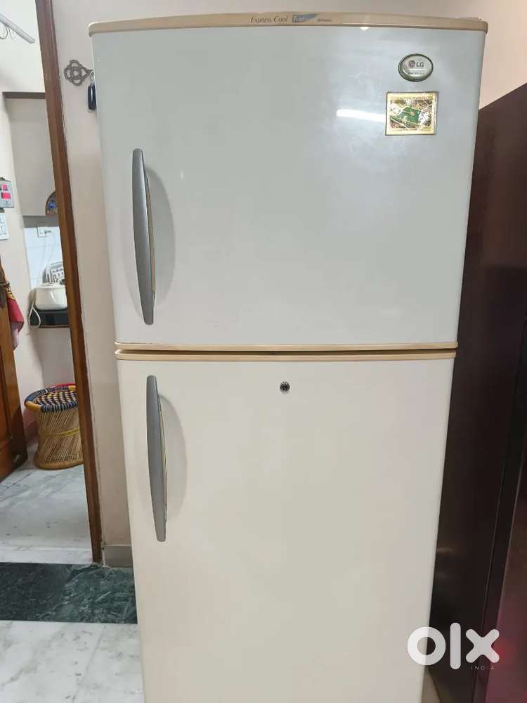LG Refridgerator 450lt  for sale ,owner going abroad
