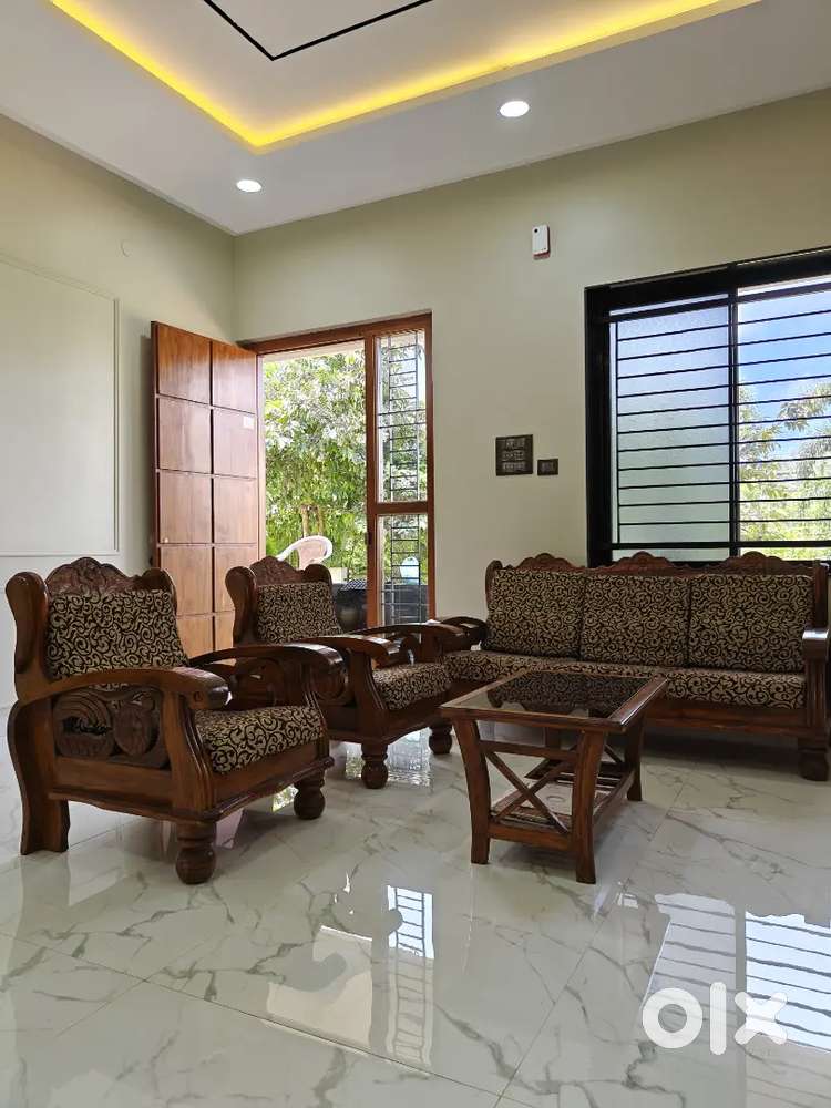 Furniture :