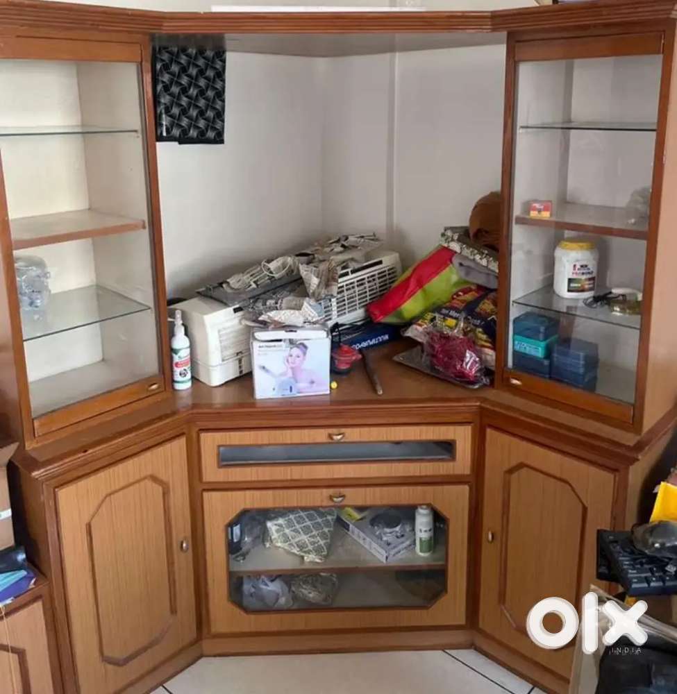 Tv unit corner