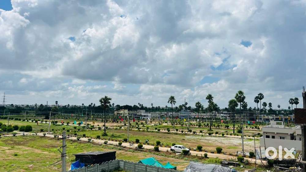 200 sqyds plot for sale with 36 * 50 in Ghmc limits