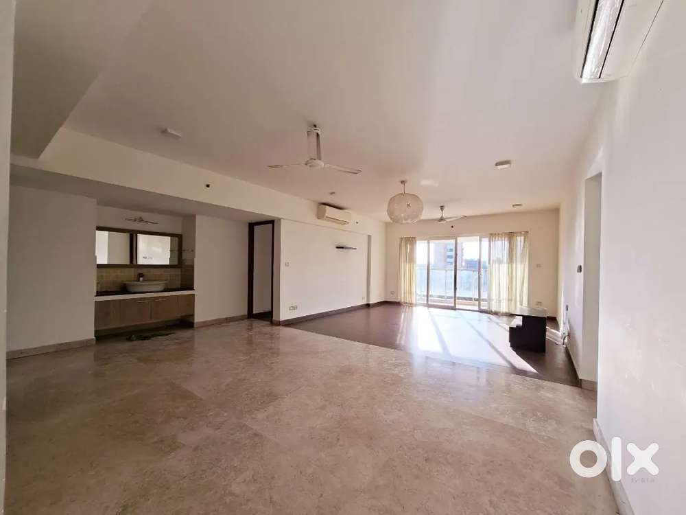 Kowdiar, Most elegant 3BHK spacious flat in heart of Trivandrum City