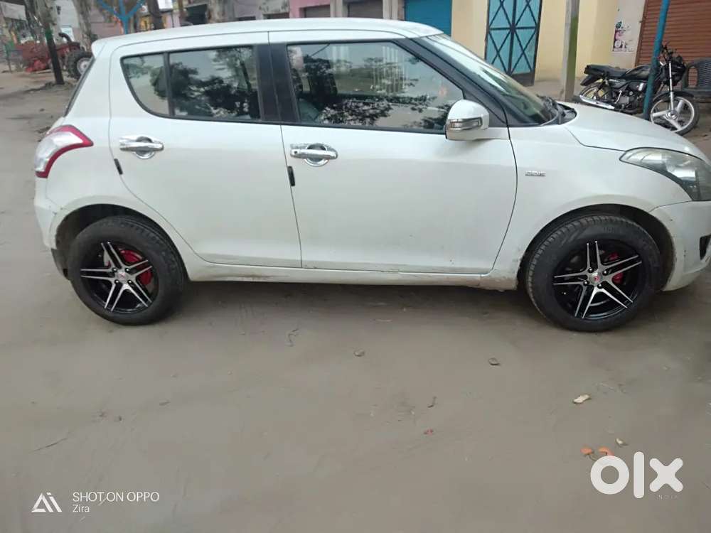 Maruti Suzuki Swift 2011 Diesel 120000 Km Driven