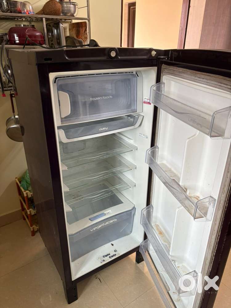 Single door fridge