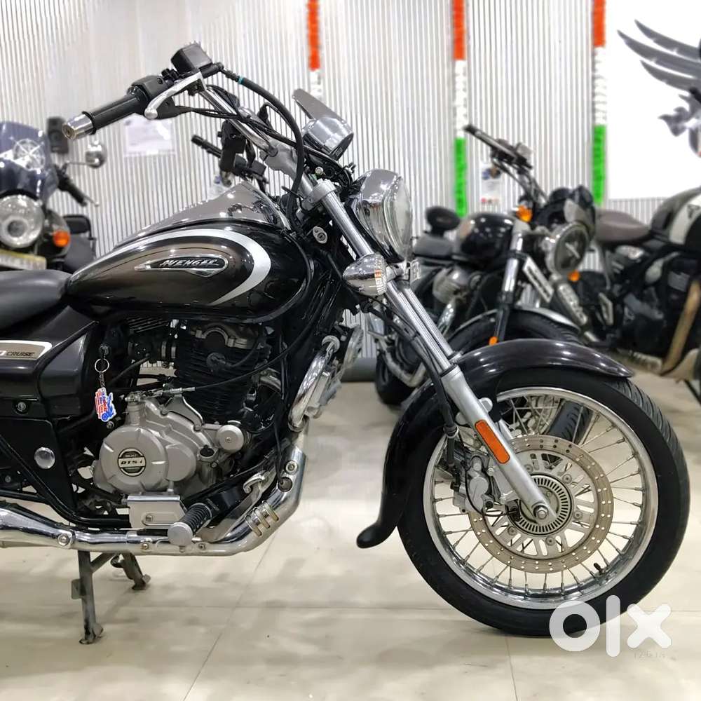 Bajaj Avenger 220 Cruise ABS BS6