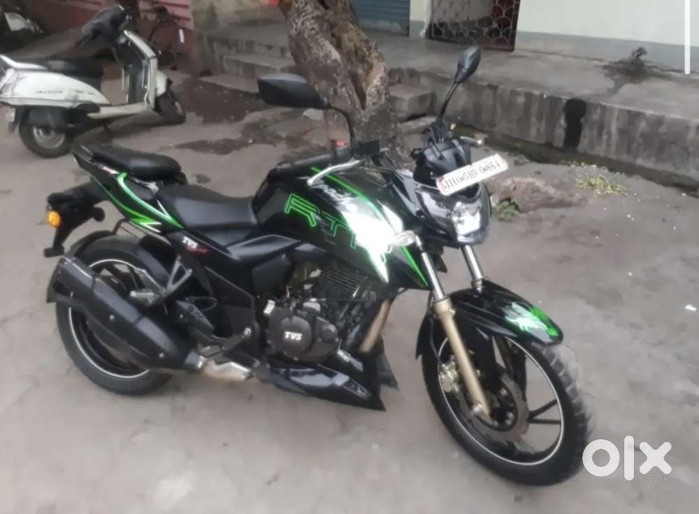 TVS Apache RTR 200 4V 2017 Model Black colour
