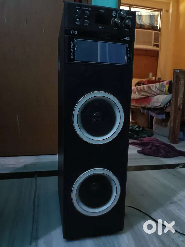 Home theatre 2.1 300w With 10 inch subwoofer massive Bass