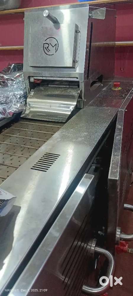 Roti machine