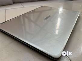 Good and working condition laptop of Asus brand