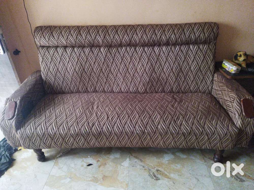 Wodden sofa set