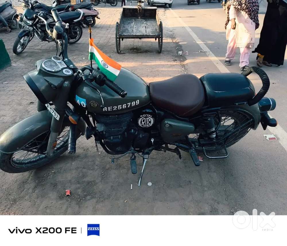 Royal Enfield singnal model 350cc