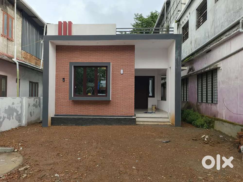 Room for rent ( bachelors)