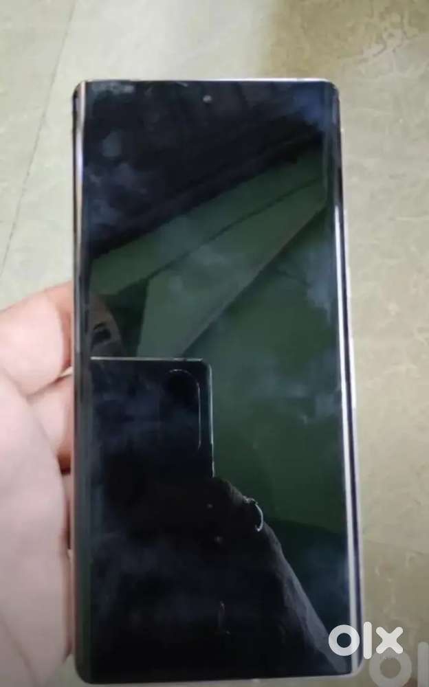 Goggle pixel 7pro 12/128 display off