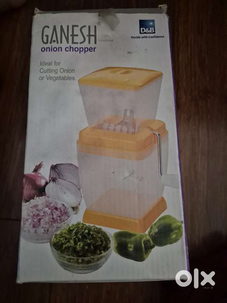 Onion and vegetable chopper