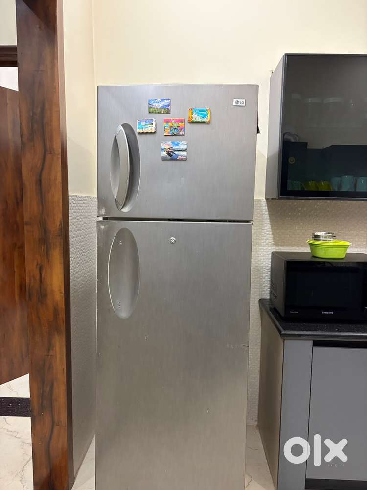 LG BIG SIZE FRIDGE