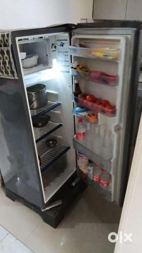 2 fridge whirlpool & haier