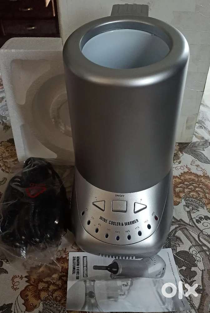 Wine cooler and warmer portable