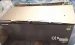 New top  condition double door refrige sell