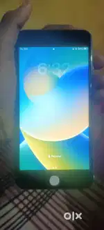 iPhone 8 plus 64 GB no chatting supporter
