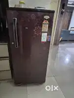 10 year old LG fridge fully working