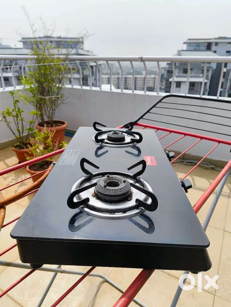 Premium Prestige Glass Top Gas Stove in Perfect Working Condition