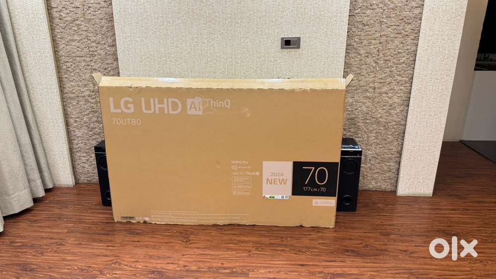 LG (70”)4K UHD AI TV