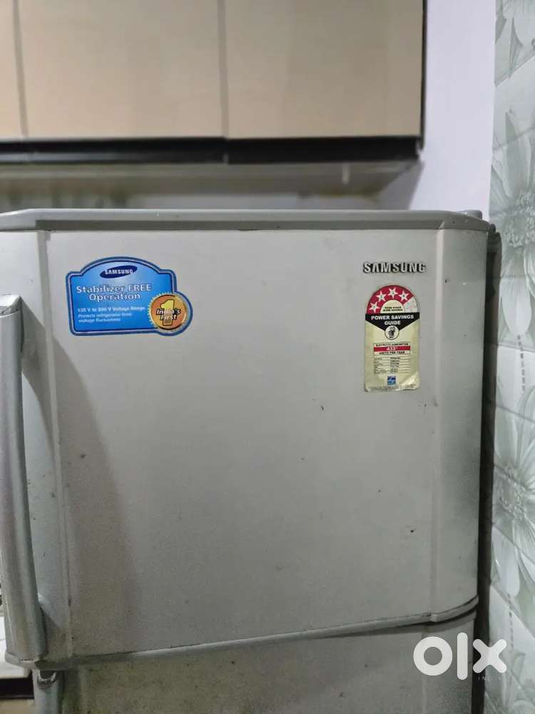 Samsung 230lt dual door 4 star rating