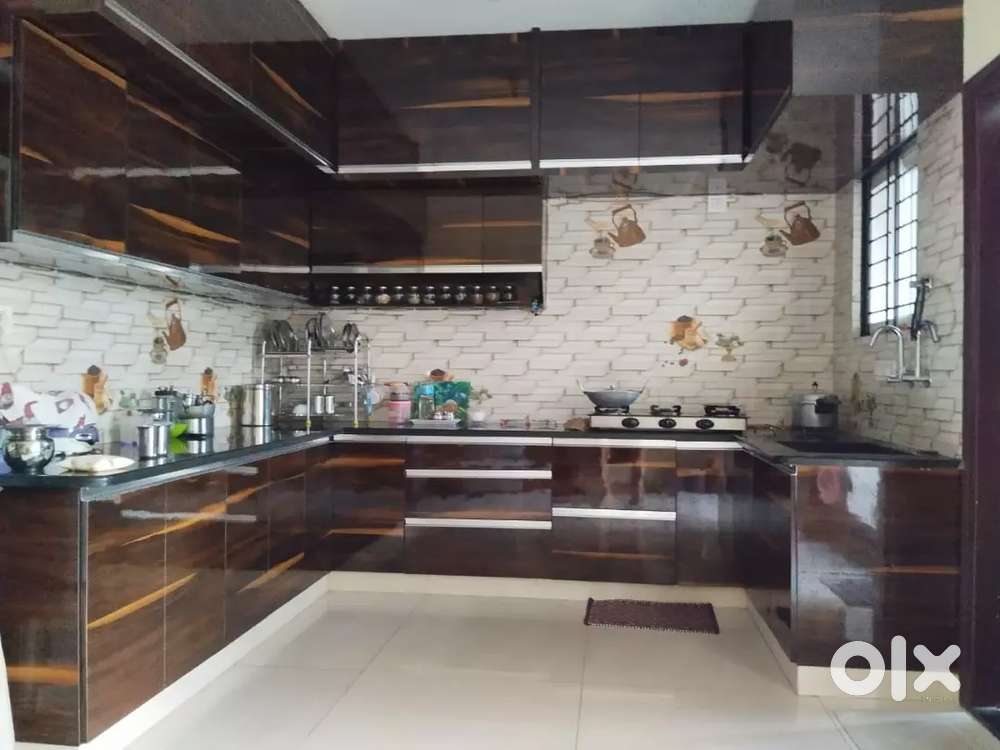 Semi furnished 3 bhk flat for sale
