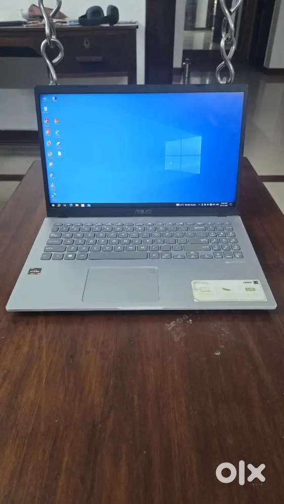 ASUS Laptop in Good Condition - RYZEN5 / 8GB RAM /512GB SSD