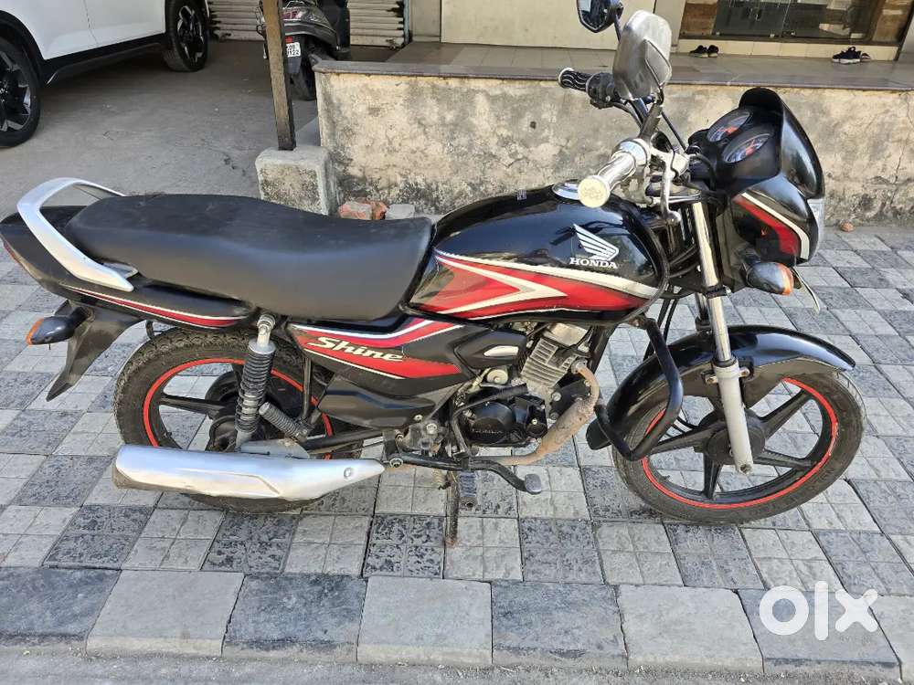 Honda shine 100cc 2023 ending model top condition