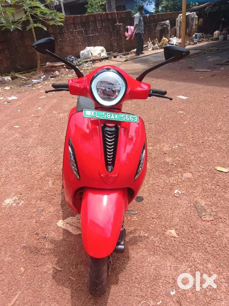 Chetak Electric neat. Showroom condition for sales