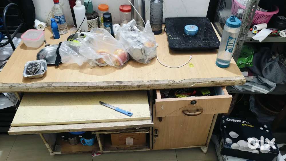 Big computer & study table