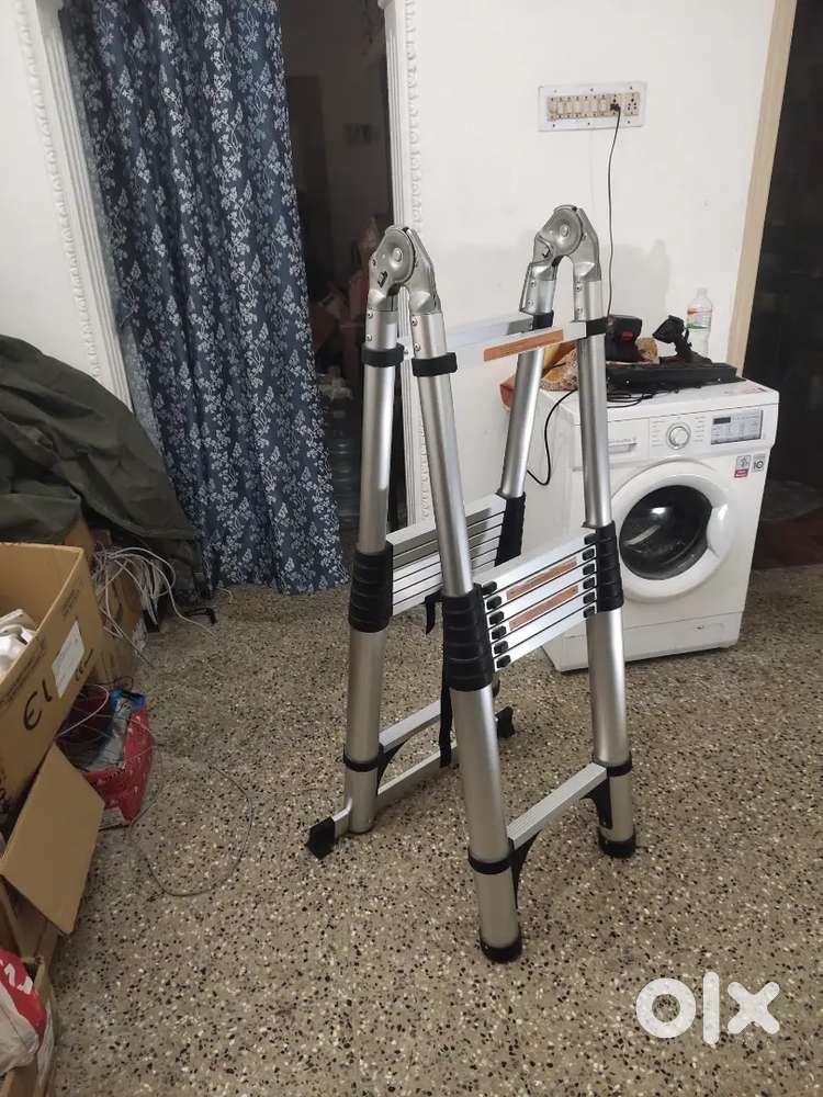 16 feet V type and telescopic ladder for sale