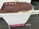 Whirl pool semi automatic washing machine