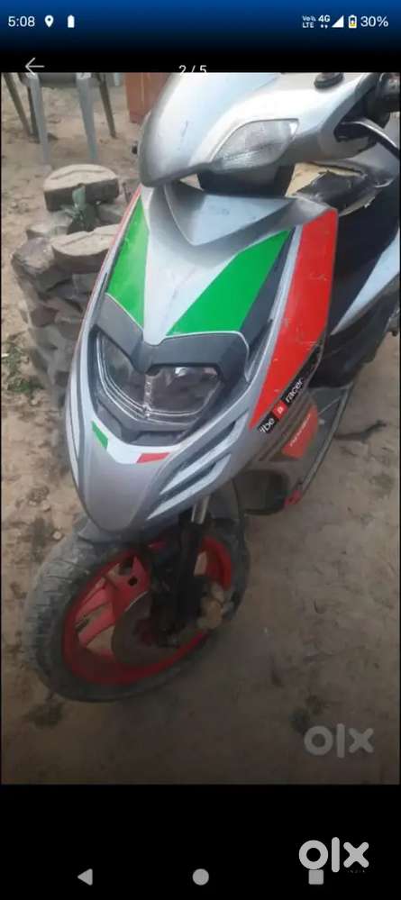 Aprilia SR150 Race