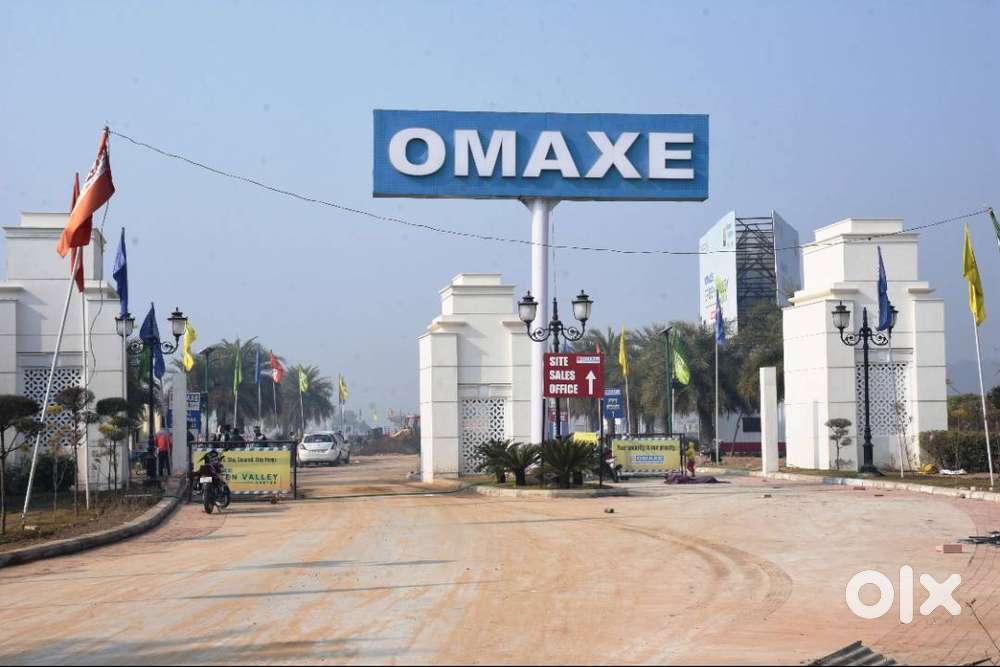 60 Feet Main Road 18 Meter Sector 22D 178.46 Sq.Yard
