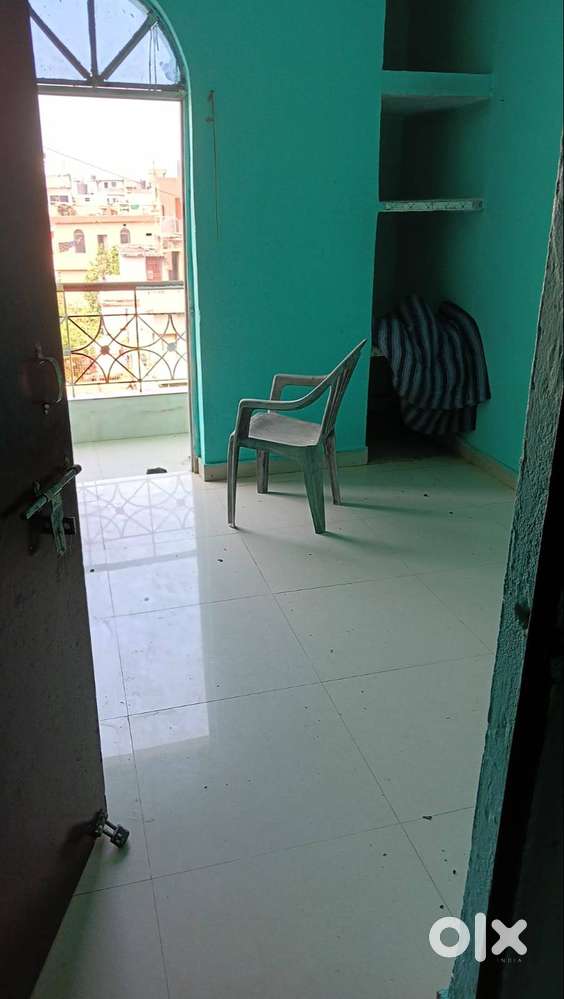 2BHK flat near ploice colony anishbadh