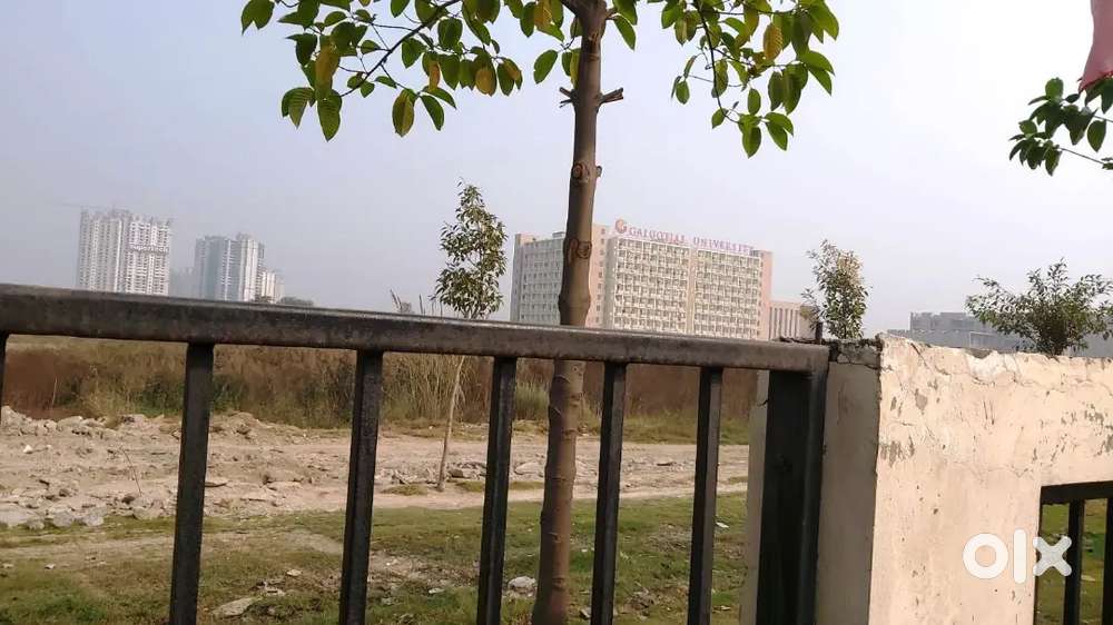 @4500-/ par gaj plot par invest kare Noida sector-150 में।